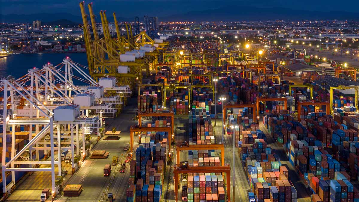 Image of container yard where shipping container movement is optimized