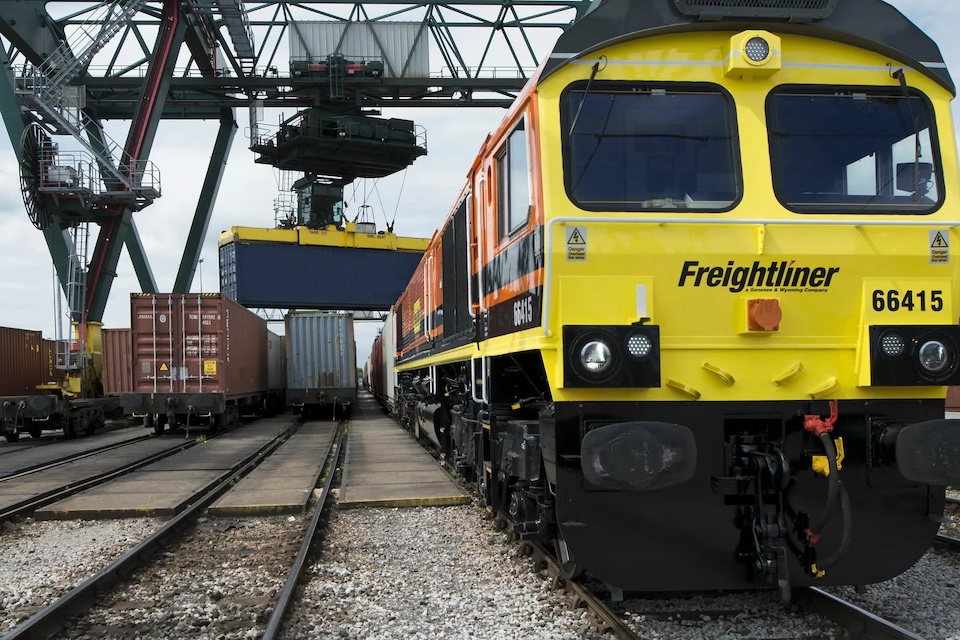 Freightliner close up intermodal loading